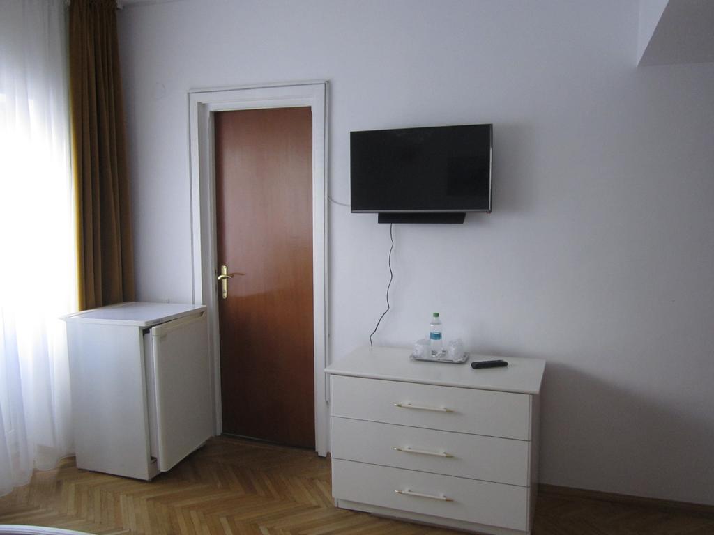 Pensiunea Helvetia Bucharest Room photo